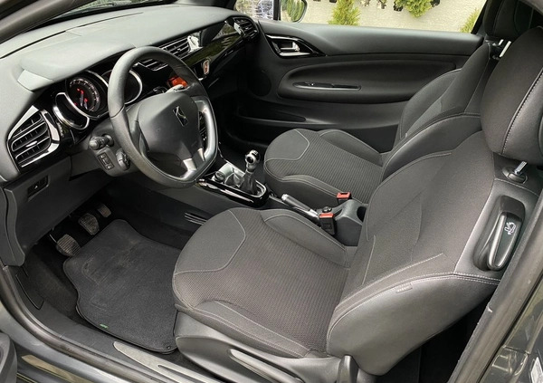 Lexus UX cena 139400 przebieg: 54193, rok produkcji 2021 z Kościan małe 277